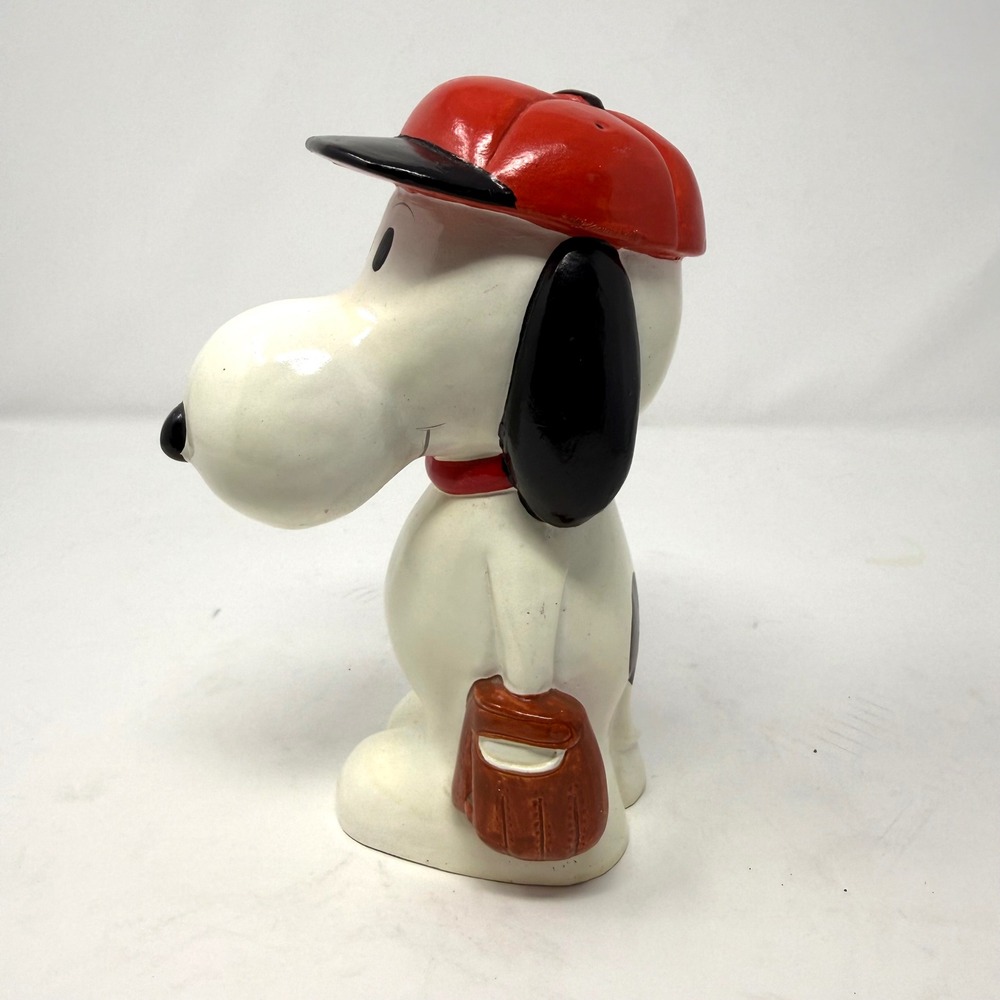 Vintage 1971 Snoopy Peanuts Baseball Ceramic Bank Determined Productions Japan